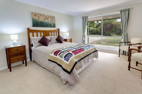 Brookfield Guest House - Accommodation Gladstone 3