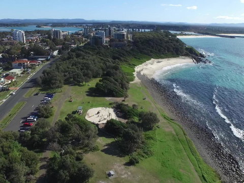 Bubsys Beach House At Pebbly - Accommodation Gladstone 0