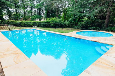 Bundanoon Hotel - Accommodation Gladstone 1