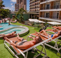 Bunk Surfers Paradise - Accommodation Gladstone