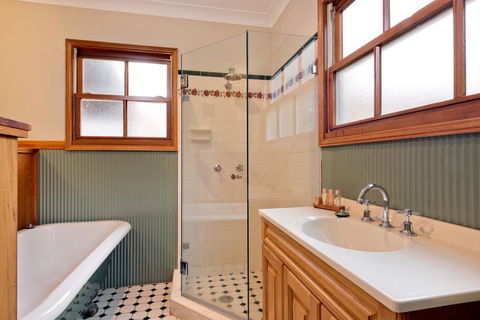 Bunyip Cottage - Accommodation Gladstone 1