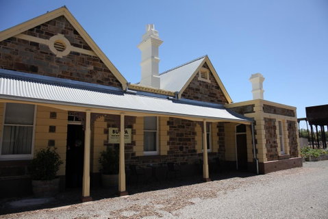 Burra Railway Station Bed And Breakfast - Accommodation Gladstone 0