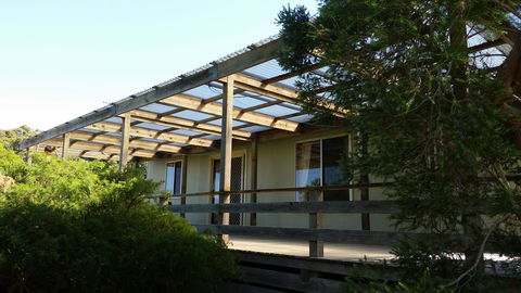 Bushland Retreat - Accommodation Gladstone 0