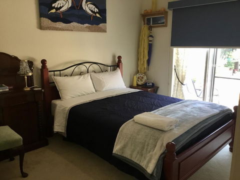 By The Bay - Accommodation Gladstone 0