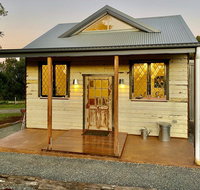 BYRON BAY New SUNSET COTTAGE - Accommodation Gladstone
