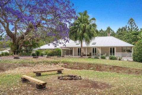 Byron Creek Homestead - Accommodation Gladstone 1