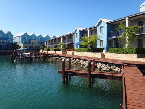 C Mandurah Resort & Serviced Apartments - Accommodation Gladstone 3