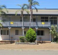 Cabenay 3 - VIEWS ACROSS THE PARK - Accommodation Gladstone