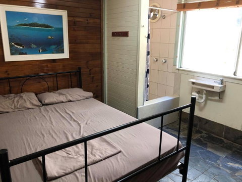 Cairns City Backpackers Hostel - Accommodation Gladstone 2