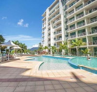 Cairns Esplanade 2 Bed 2 Bath Resort Hotel - Accommodation Gladstone