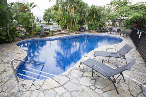 Cairns Plaza Hotel - Accommodation Gladstone 0