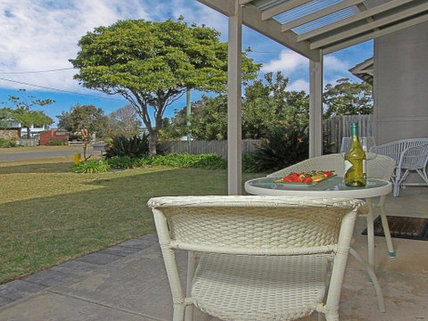Callala Beach Cottage - Charm And Character - Accommodation Gladstone 0