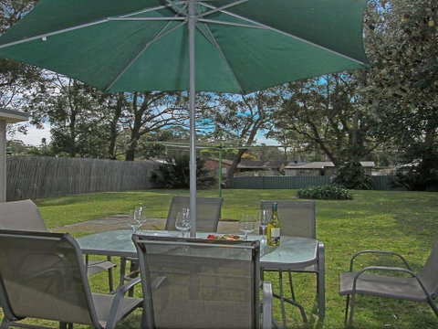 Callala Beach Cottage - Charm And Character - Accommodation Gladstone 3