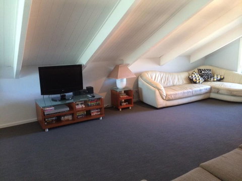 Callala Beach Shack - Pet Friendly - Accommodation Gladstone 0