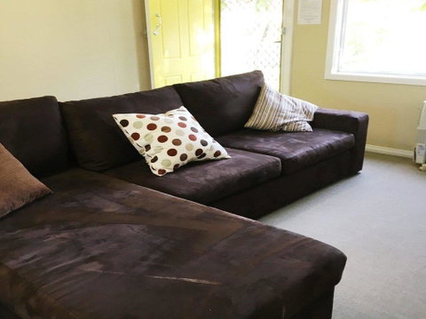 Callala Sun - Modern And Functional - Accommodation Gladstone 3