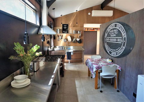 Callaway House Guest Stay - Accommodation Gladstone 3