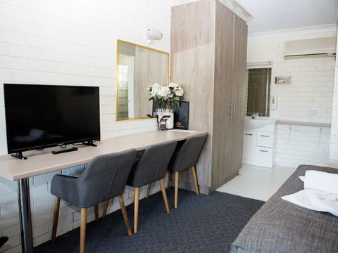Cameo Inn Motel - Accommodation Gladstone 2
