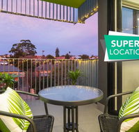 Canopy  44-Minutes from the CBD Train and Cafes - Wifi - Nespresso - Amenities - Accommodation Gladstone