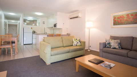 Capri Waters Country Club - Accommodation Gladstone 1