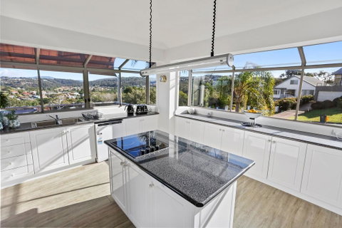 Captains Quaters - Accommodation Gladstone 2