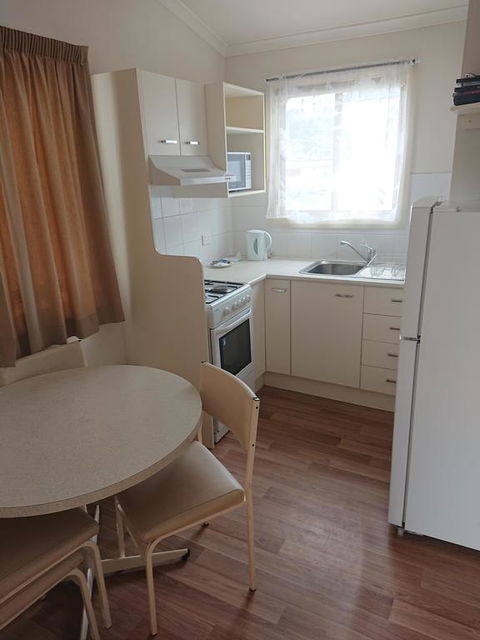Caracourt Caravan Park - Accommodation Gladstone 3