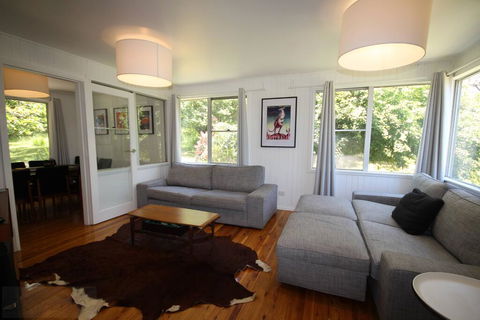 Carawatha - Accommodation Gladstone 1