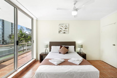 Carlton Apartments - Accommodation Gladstone 3