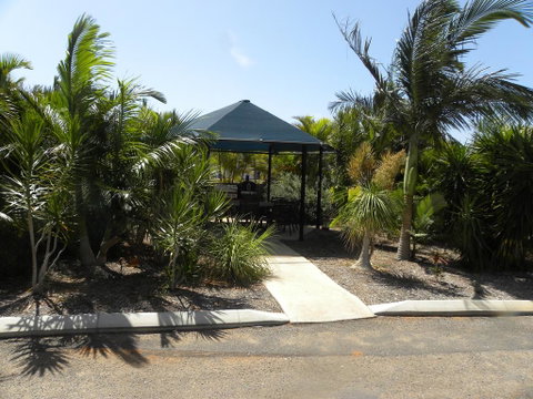 Carnarvon Central Apartments - Accommodation Gladstone 1