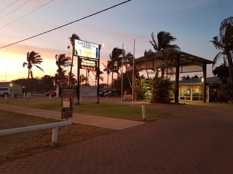 Carnarvon Gateway Motel - Accommodation Gladstone 0