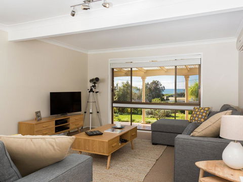 Casa Moana - Accommodation Gladstone 2