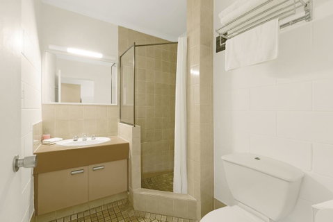 Cascade Gardens - Accommodation Gladstone 2