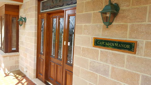 Cascades Manor Luxury Homestay Katoomba - Accommodation Gladstone 1