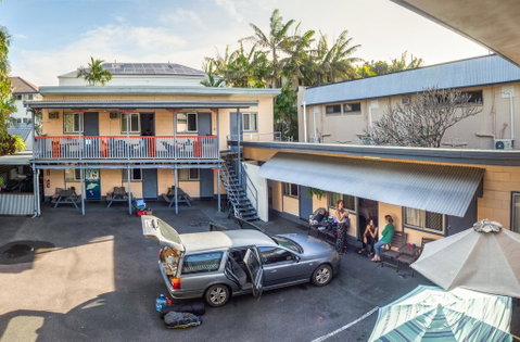 Castaways Backpackers Cairns - Accommodation Gladstone 2