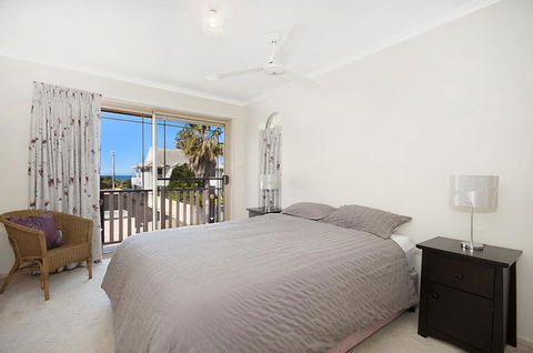 Castions - Lennox Head - Accommodation Gladstone 3