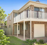 Castions - Lennox Head - Accommodation Gladstone