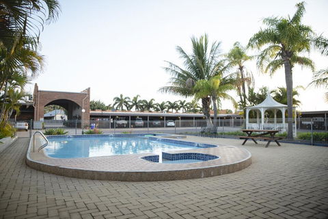 Castle Motor Lodge - Accommodation Gladstone 3