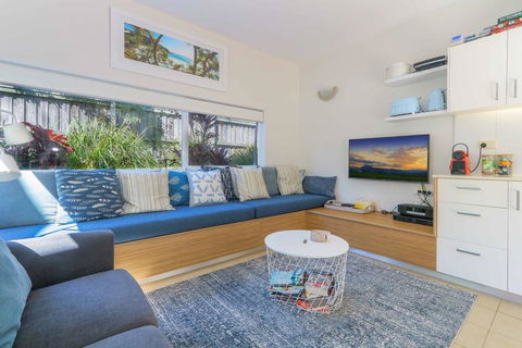 Casuarina Beach Haven - Pandanus 6 - Accommodation Gladstone 1