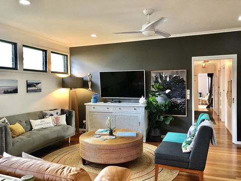 Casuarina Cabana - Accommodation Gladstone 1