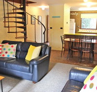 Cedar Holiday Units - Apartment 3 - Accommodation Gladstone