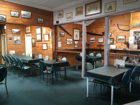 Centennial Hotel Gulgong - Accommodation Gladstone 2