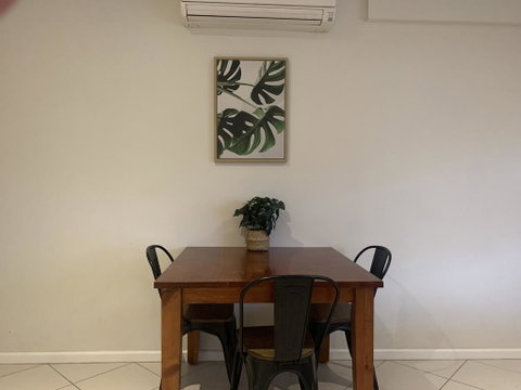 Central Armidale 2-Bedroom Apartment - Accommodation Gladstone 3