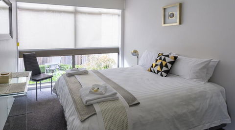 Central Park Boutique Apartment - Accommodation Gladstone 1
