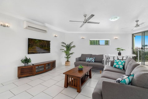 Centrepoint Apartments - Accommodation Gladstone 3