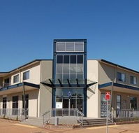 Centrepoint Apartments Griffith - Accommodation Gladstone