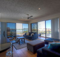 Champagne court 10 - Accommodation Gladstone