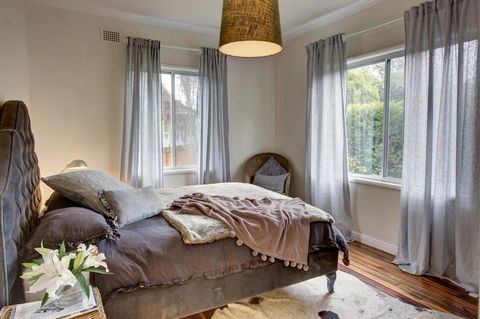 Character Cottage In Berrima - Accommodation Gladstone 3