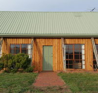 Charles Reuben Estate - Accommodation Gladstone