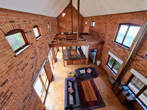 Chateau Cottesloe By The Beach - Accommodation Gladstone 1
