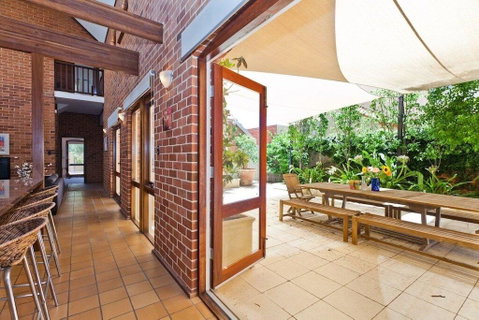 Chateau Cottesloe By The Beach - Accommodation Gladstone 2