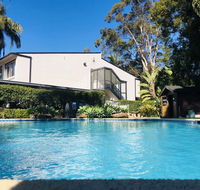 Checkers Resort - Accommodation Gladstone